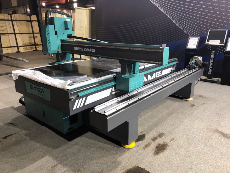 Venda quente 1325 máquina roteadora CNC de 4 eixos para madeira 