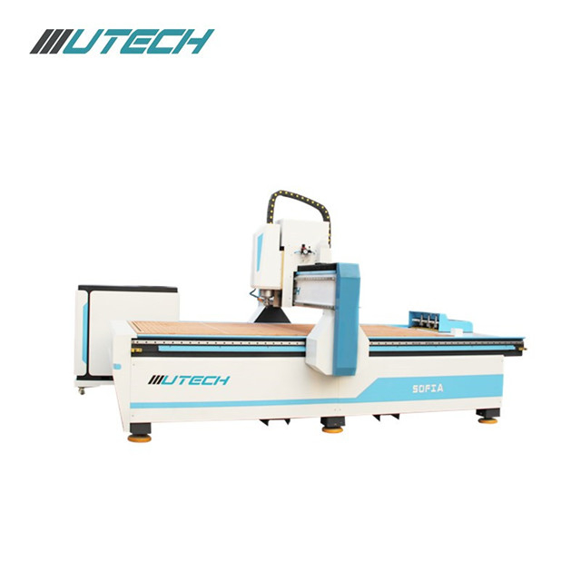 Móveis de roteador CNC projetam sistema de troca automática de ferramentas